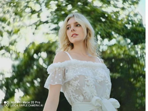 逆光人像怎么拍华为电脑(逆光人像摄影的艺术，华为电脑与拍摄技巧的结合)