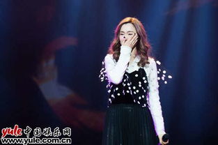 宋佳视后领奖现场哭了(宋佳视后领奖现场泪洒舞台—荣耀背后的故事) 宋佳视后领奖现场哭了(宋佳视后领奖现场泪洒舞台—荣耀背后的故事)