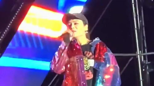 单依纯是顶了个飞碟来唱歌吗(单依纯，歌声中的飞碟魅力)