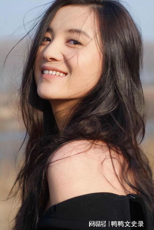 宋佳获奖后发文:恭喜1米73大美女(宋佳获奖后发文,恭喜1米73大美女—闪耀的光芒,无可阻挡) 宋佳获奖后发文:恭喜1米73大美女(宋佳获奖后发文,恭喜1米73大美女—闪耀的光芒,无可阻挡)