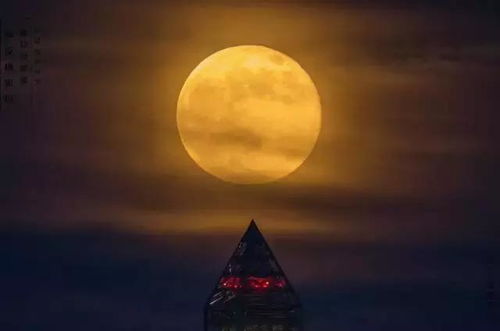 华为电脑怎么拍月亮好看(华为电脑摄影技巧，如何拍出美丽的月亮照片)