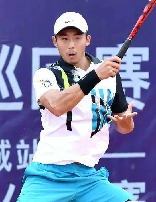 陈冠希观战王欣瑜(陈冠希观战王欣瑜，一场跨越时空的焦点之战)