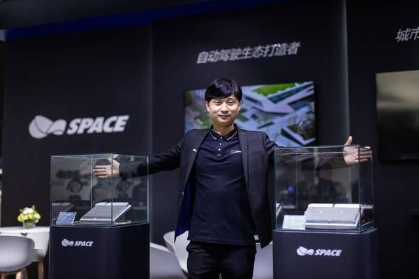 被骗缅甸模特曾让家人帮充话费(被骗缅甸的模特与充话费背后的故事)