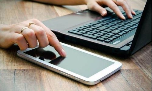 华为手机怎么与电脑连通(华为手机与电脑的连通方法，简单、高效、便捷)