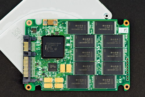 华为电脑怎么拆固态硬盘(华为电脑固态硬盘拆卸指南)