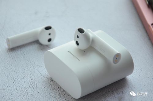 耳机怎么插华为电脑(华为电脑耳机插孔的使用指南)