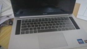 华为电脑白屏怎么调(华为电脑白屏调整方法详解)