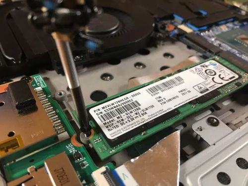 华为电脑硬盘怎么换(华为电脑硬盘更换指南)