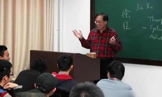 清华学霸夫妻携手从军(清华学霸夫妻携手从军，军民融合的双璧人传奇)
