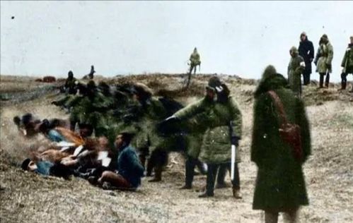 茅盾假装打麻将躲过日军抓捕(茅盾假装打麻将躲过日军抓捕) 茅盾假装打麻将躲过日军抓捕(茅盾假装打麻将躲过日军抓捕)