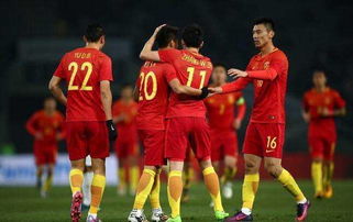 国足1比0中国香港获东亚杯季军(国足以1比0战胜中国香港队,夺得东亚杯季军) 国足1比0中国香港获东亚杯季军(国足以1比0战胜中国香港队,夺得东亚杯季军)