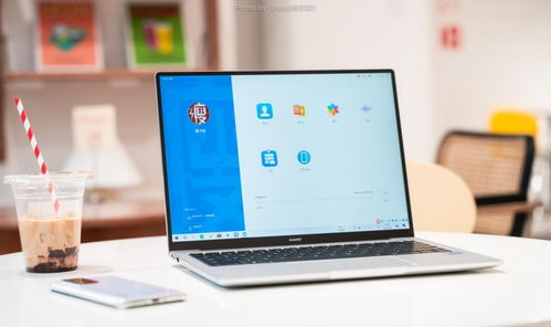 手机怎么拉伸图片华为