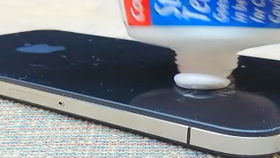 怎么拆手机壳华为手机屏幕