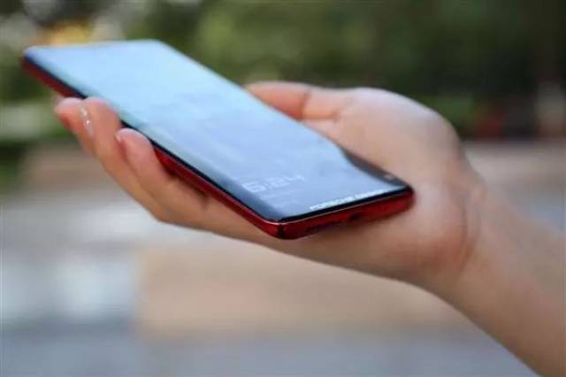 华为保时捷手机怎么拆开