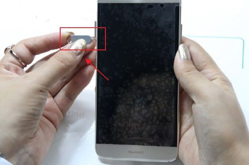 华为手机膜怎么拆除