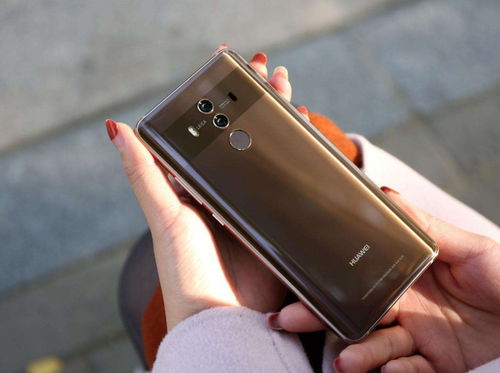 华为手机挂链怎么贴