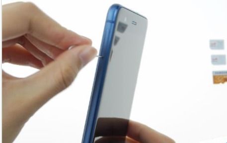 怎么插手机的卡华为 怎么插手机的卡华为