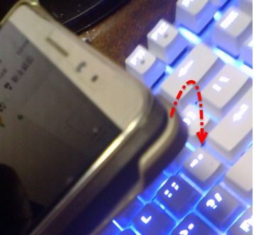 华为手机怎么取下手机壳