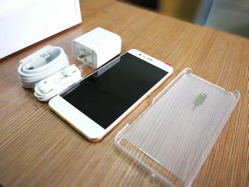 华为手机怎么彼此充电 华为手机怎么彼此充电