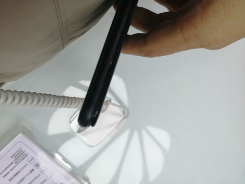 华为手机脱胶怎么修