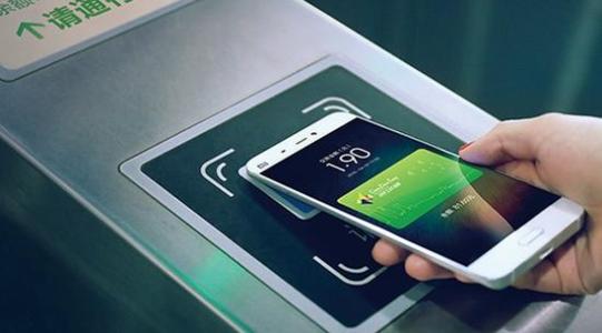 手机怎么直接录像华为