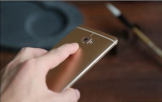 怎么鉴别正品华为手机