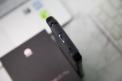 华为手机壳怎么连接手机