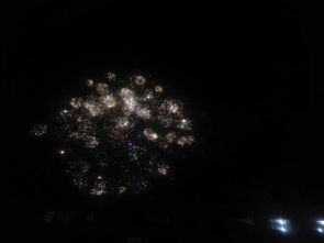 华为手机怎么 拍烟花