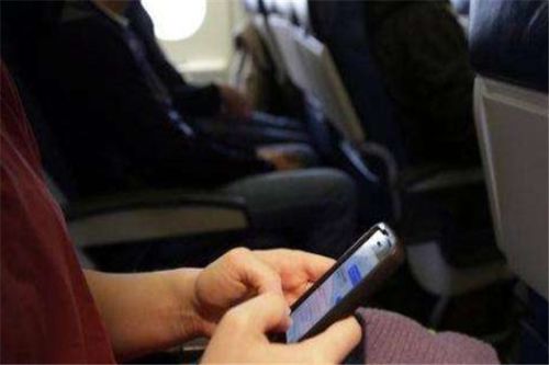 汽车怎么链接华为手机