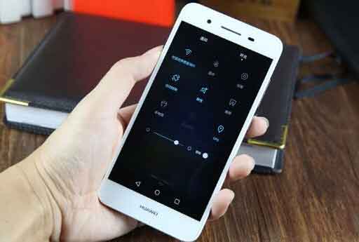 华为手机怎么按指纹