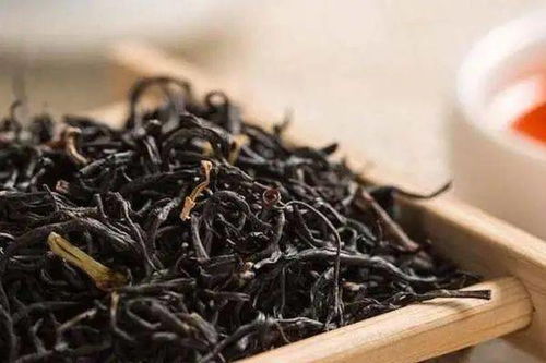 老人长期用茶服药血脂失控 老人长期用茶服药血脂失控