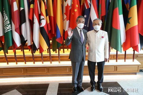 泰国总理用中文发文:中泰一家亲 泰国总理用中文发文:中泰一家亲